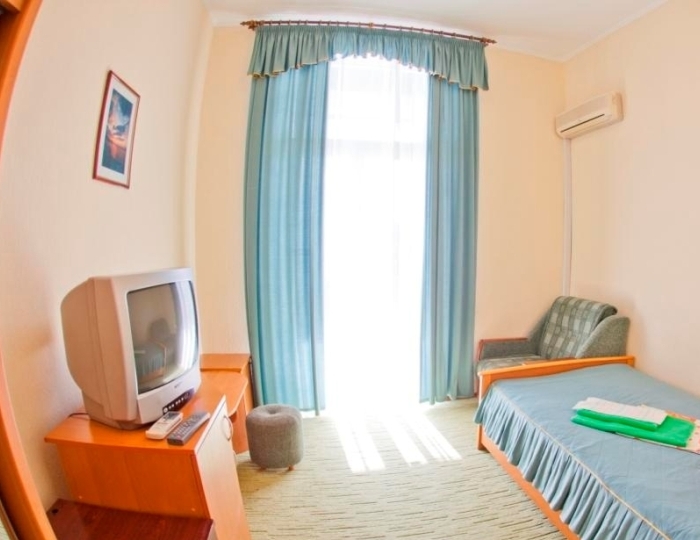 Стандарт 1-местный 1-комнатный ЮГ корпус 1 - Санаторий «Горный» Курпаты