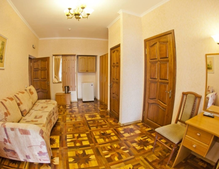 Улучшенный 2-местный 2-комнатный корпус 3 - Санаторий «Горный» Курпаты