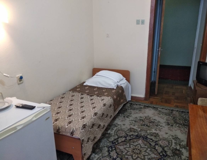 Номер 1-местный 1-комнатный с частичными удобствами корпус 1 - Санаторий «Горный» Курпаты